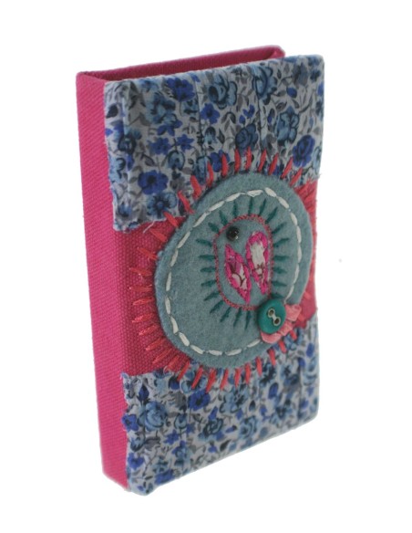 Libreta pequeña de bolsillo y para bolso tapas color azul rosa flores: Medidas: 13x8 cm.