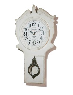Reloj madera con péndulo