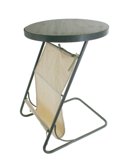 Mesa industrial redonda con revistero de tela. Medidas: 64xØ45 cm.