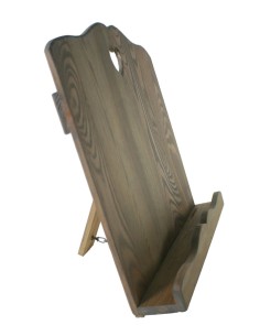 Pupitre de lecture pliant en bois de couleur cendre avec détail de coeur, lutrin artisanal de style vintage 2