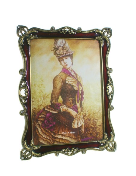 Marco portafotos metálico estilo romántico pintura vitrificada. Medidas: 20x15 cm.