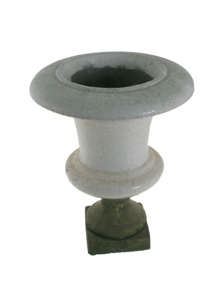 Test de ceràmica forma copa per jardí. Mesures: 45xØ32 cm.