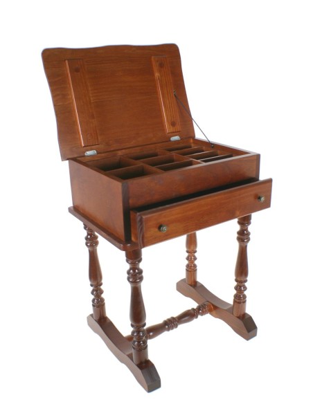 Costurero grande de madera maciza con patas color avellana con departamentos y cajón estilo rustico. Medidas: 85x51x34 cm.