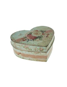 Caja mediana joyero de metal corazón decorada con flores tonos pastel estilo vintage romántico. Medidas: 16,5x20x8 cm.