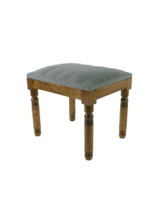 Reposapiés banqueta madera maciza tapiz acolchado relax confort decoración clásica mueble auxiliar. Medidas: 37x42x33 cm.