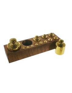 Juego de pesas de latón macizo  2