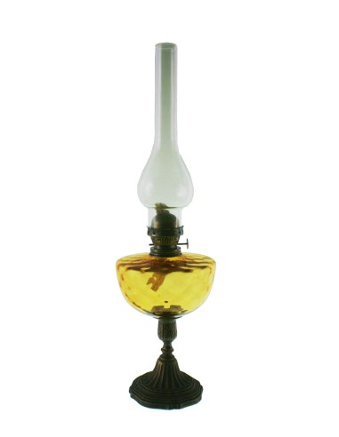 Lampe bougeoir de couleur ambrée avec base en métal et abat-jour en verre à décor de lampe à huile vintage.