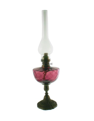 Quinqué palmatòria de color lila amb base de metall i tulipa de vidre decoració vintage llum d'oli.