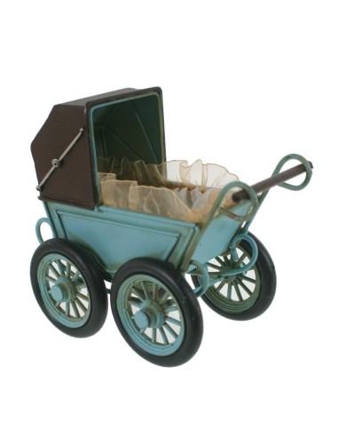 Garniture de landau de style vintage de poussette de bébé en métal bleu avec dentelle intérieure.