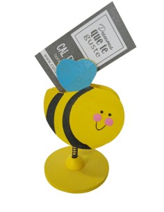 Pinça de fusta forma de vespa color groc, base de sobretaula, clip amb suport vertical per a targetes 2