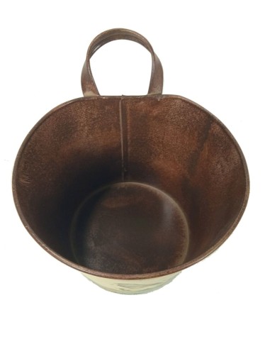 Porta tiesto pequeño de chapa para pared para flores decoración vintage para jardín terraza. Porta tiesto pequeño de chapa para pared para flores decoración vintage para jardín terraza.