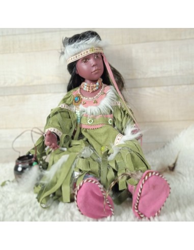 Nina amb vestit tradicional, color...