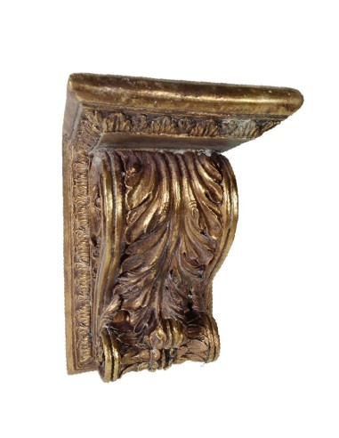 Mènsula pedestal de resina per penjar amb talla de fulla daurada acabada en or vell.