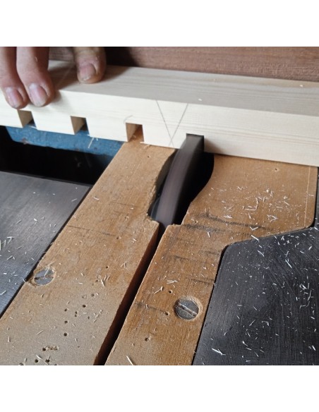 Porte-assiettes horizontal en bois massif rustique pour 15 assiettes à suspendre au mur