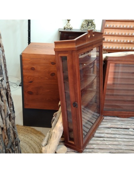 Vitrina armari porta didals de fusta massissa cedre color avellana expositor per paret decoració llar