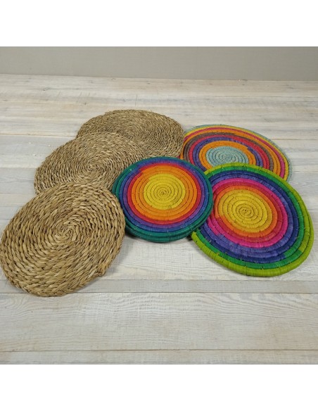 Dessous de plat artisanal sous plaque de quenouille naturelle  d'isolation thermique style vintage.