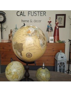 Globe terrestre. 2