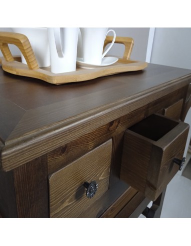 Cistella Cambrera de Cuina de Fusta amb Safata, Ampoller i Tres Calaixos, Útils de Cuina i Menjador.