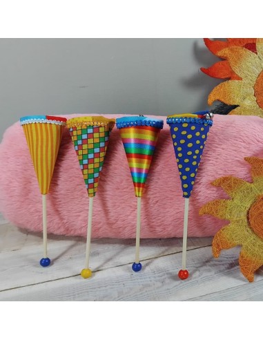 Títere en Cucurucho de Cartón y Cara de Madera Juguete Clásico de Narración y Teatro Infantil: