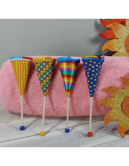 Títere en Cucurucho de Cartón y Cara de Madera Juguete Clásico de Narración y Teatro Infantil: