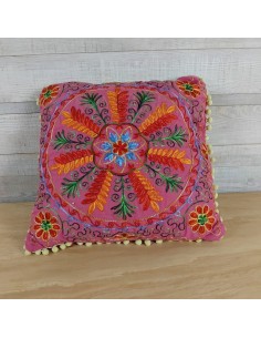 Coixí Hippie Brodat Multicolor, Color Rosa, Estil Bohemi a la teva Llar 2