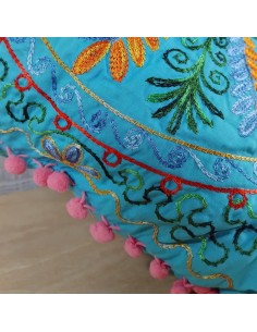 Cojín Hippie Bordado Multicolor, Color Azul,  Estilo Bohemio a tu Hogar. 2