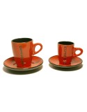 Tasse à café Espresso avec plat rouge. Mesures conjointes: 8x11 cm.
