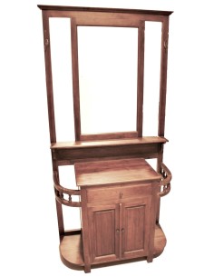 Hall en bois massif de teck avec paragueros et porte centrale, ambiance rustique.