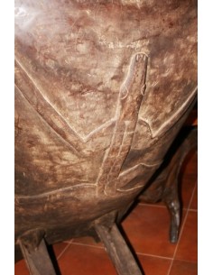 Mesa Africana con Asientos de Madera Tripical de Iroko de Costa de Marfil 2