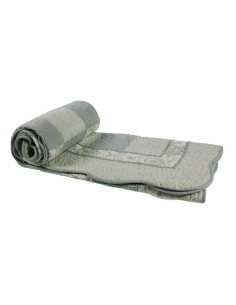 Manta acolchada decorativa para sofá y cama color gris reversible. Medidas: 150x150 cm.