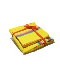 Mantel color amarillo con 4 servilletas a juego para vestir tu mesa