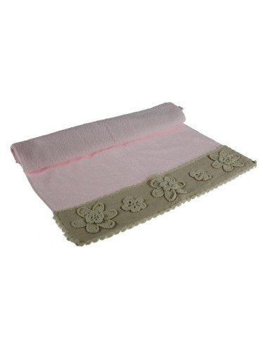 Serviette de bain rose avec bordure fleurie en dentelle de style vintage