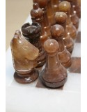 Juego de ajedrez en alabastro