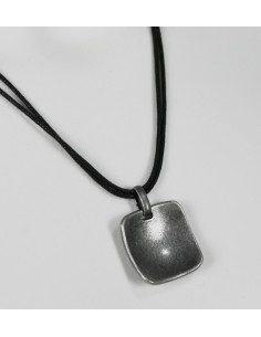 Collaret de Cuir i Metall 2