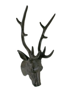 Figura decorativa cap de cérvol per penjar a la paret 2