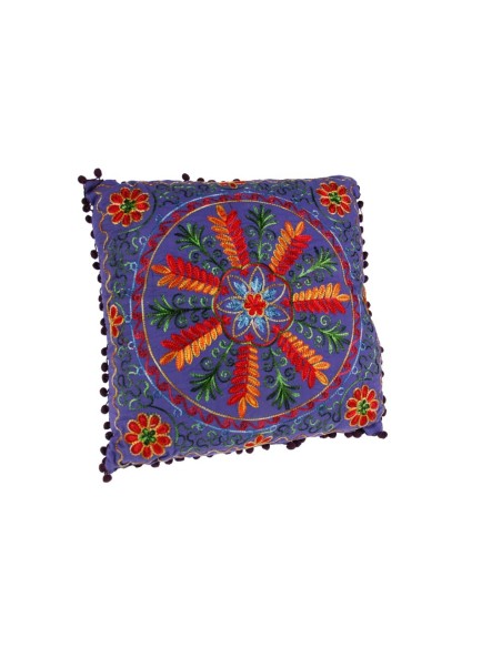 Cojín hippie bordado multicolor color lila. Medidas: 40x40 cm.