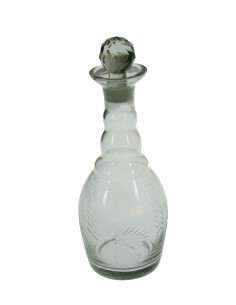 Bouteille en verre de style classique avec détails en relief Bouteille avec bouchon.