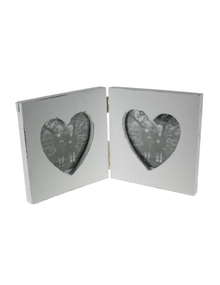 Marco doble para dos fotos de madera forma corazón estilo vintage. Medidas: 15x30x2 cm.