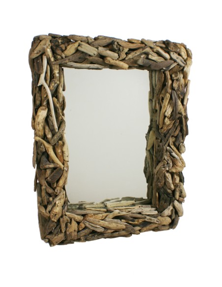 Espejo de pared rústico estructura de troncos. Medidas totales: 90x70x16 cm.