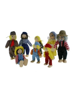 Muñecas de madera miembros de familia de granjeros. Medidas: 14 cm.