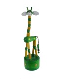 Jirafa de madera de color verde para apretar juguete clásico articulado para la coordinación ojo-mano y motricidad.