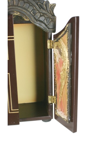 Capilla hornacina pequeña de culto para pared con puertas de madera y cerámica para exposición figuras Capilla hornacina pequeña de culto para pared con puertas de madera y cerámica para exposición figuras