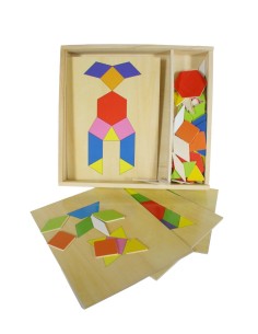 1.019 / 5.000 Resultados de traducción Puzle mosaic multicolor en caixa de fusta amb diverses composicions joc clàssic infantil. 2