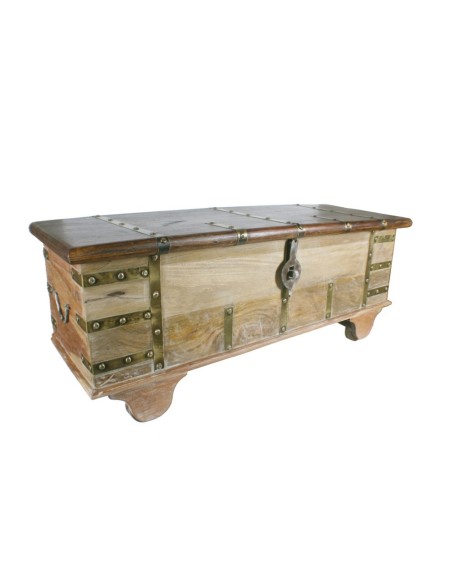 Baúl cofre de madera maciza decapada con herrajes y ruedas almacenaje decoración vintage hogar. Medidas: 46x116x41 cm.