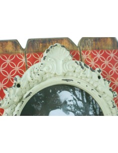 Portafotos con marco de madera y adorno central de cerámica vintage color naranja 2