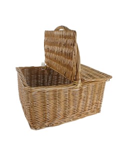 Panier en osier rectangulaire avec couvercles. Mesures: 40x30 cm.